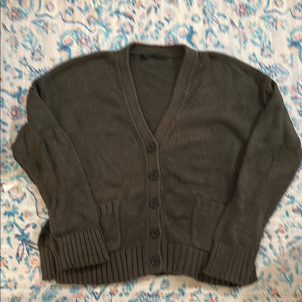 Jenni Kayne Olive Cardigan Sweater with Ribbed Detailing